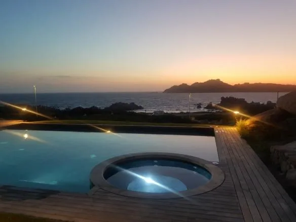 SASSARI – Santa Teresa Gallura – villa indipendente