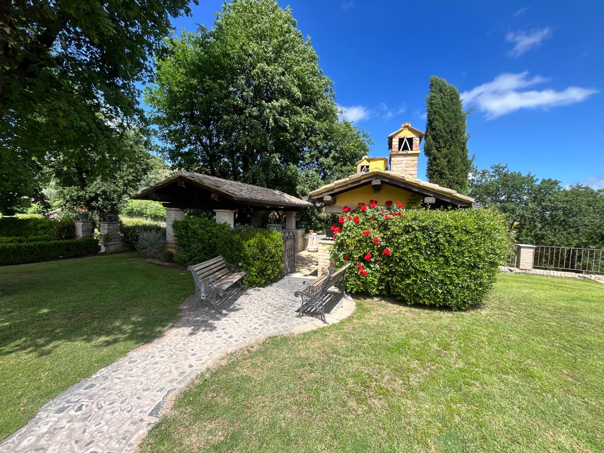 Villa Casale di Lusso con Piscina e Parco | Campagnano di Roma