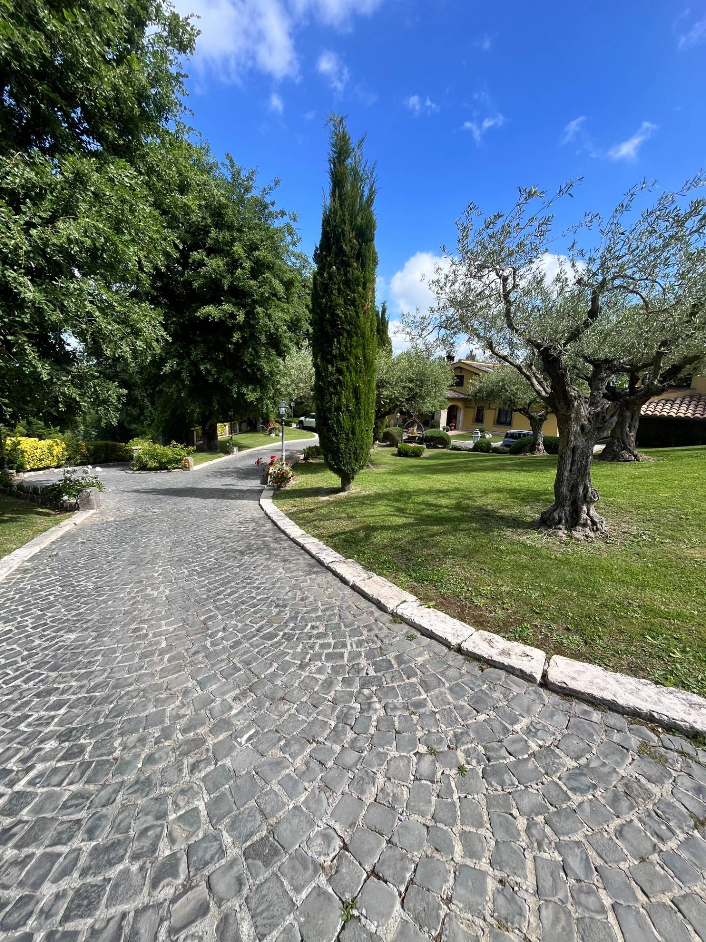Villa Casale di Lusso con Piscina e Parco | Campagnano di Roma
