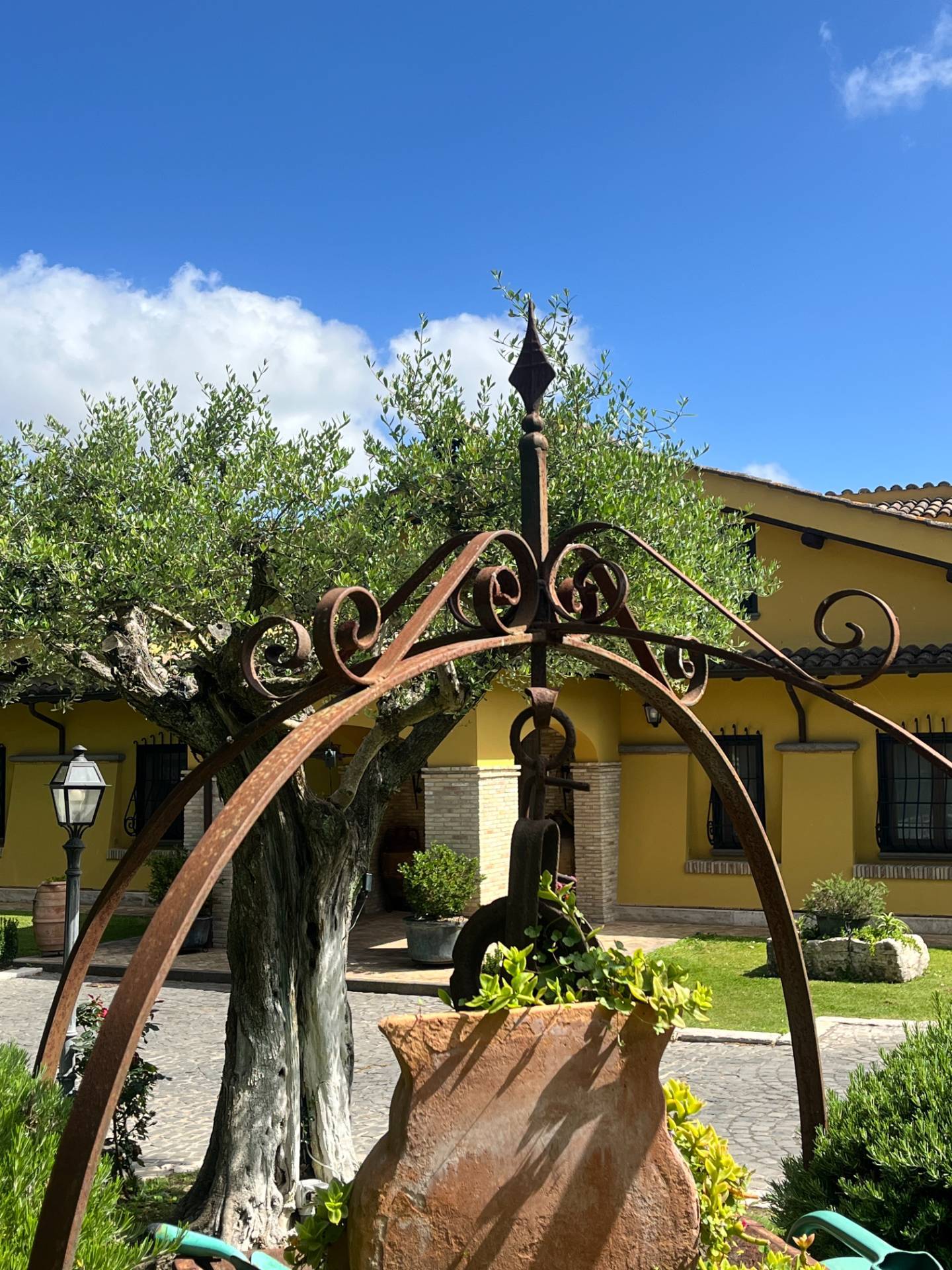 Villa Casale di Lusso con Piscina e Parco | Campagnano di Roma